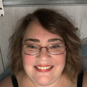 Meet your Posher, Denice